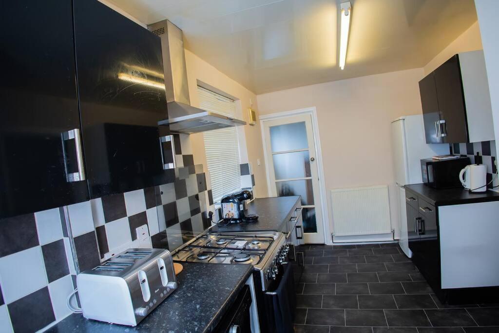 Isinmi Home - Close To Mcr City Mánchester Exterior foto